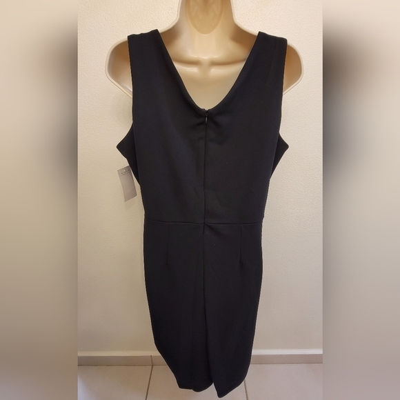 NWT Tahari by Arthur S. Levine Sheath Little Black Dress - Picture 4 of 4